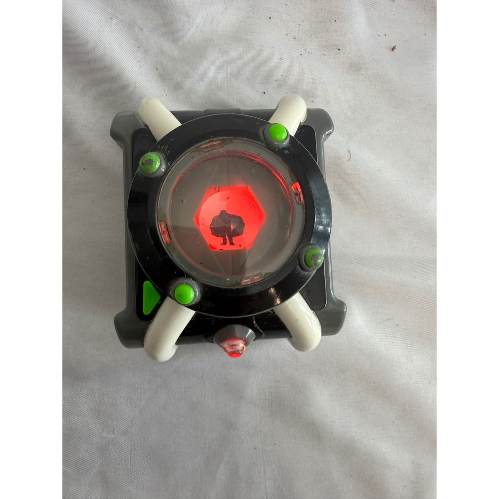 Bandai Ben 10 Omnitrix F/X Wrist Watch Toy Light Sound Effects Tested 2006